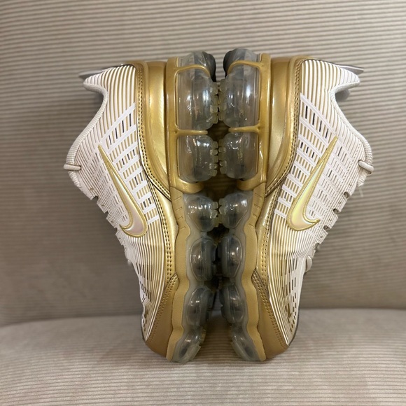 Nike Women’s Nike Air VaporMax 360 'White Metallic Gold' size 10 - Picture 6 of 12